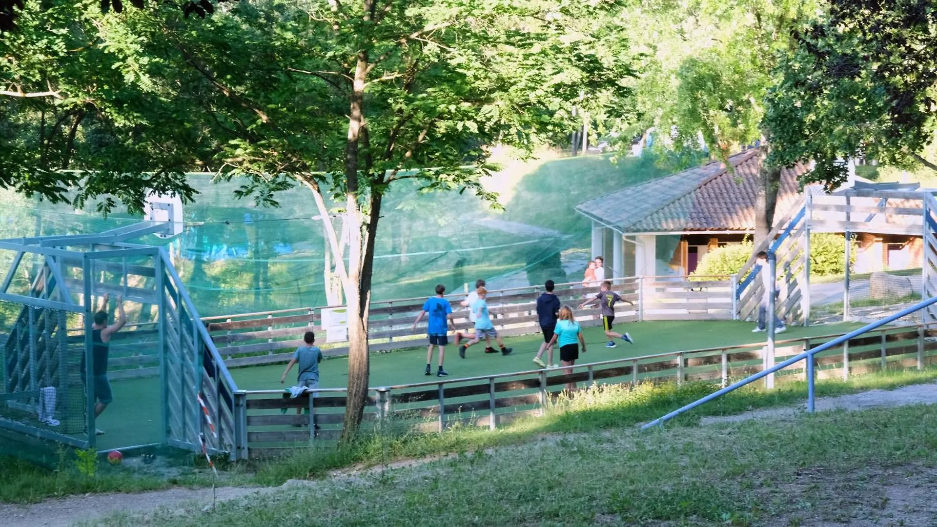 Camping Le Couriou Recoubeau-Jansac Γαλλία